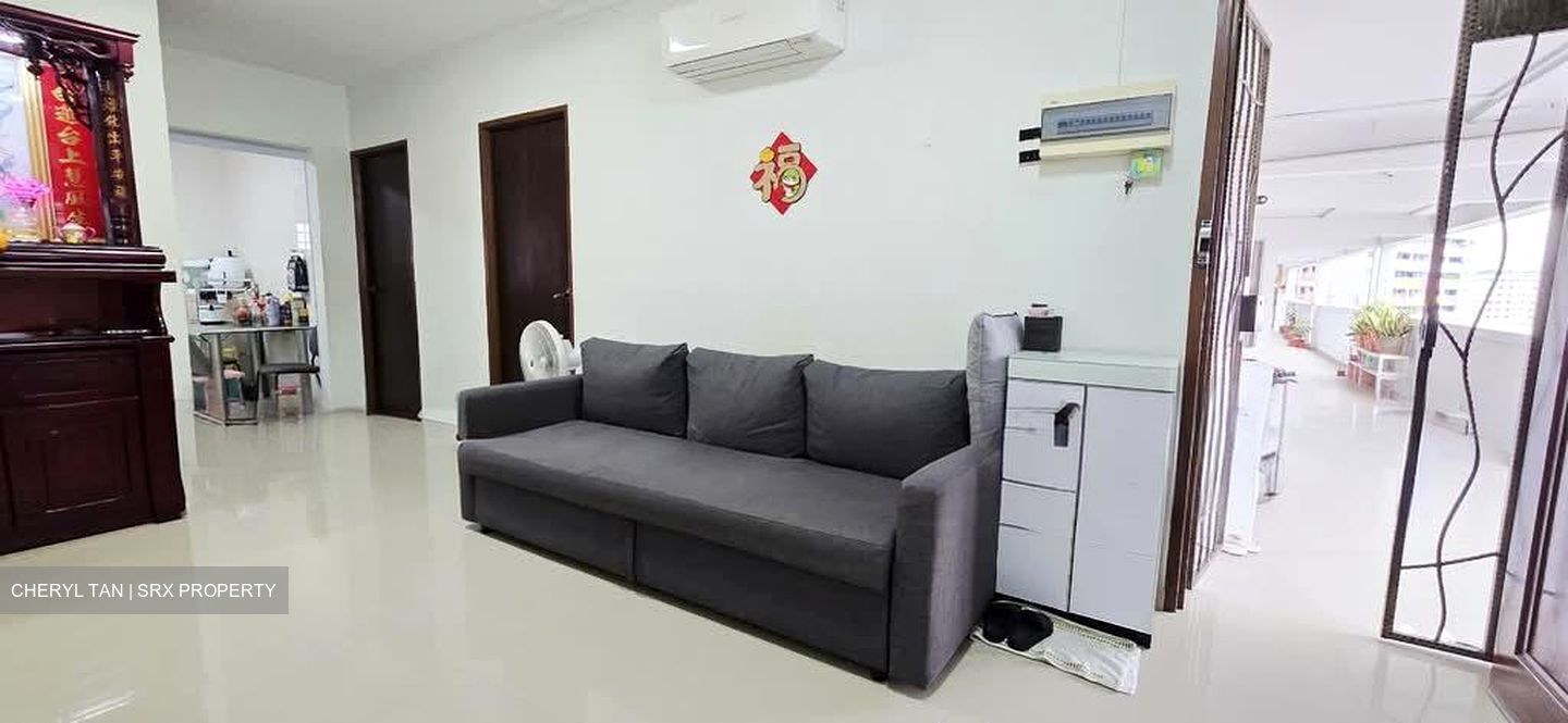 Blk 924 TAMPINES PALMSPRING (Tampines), HDB 3 Rooms #558424551